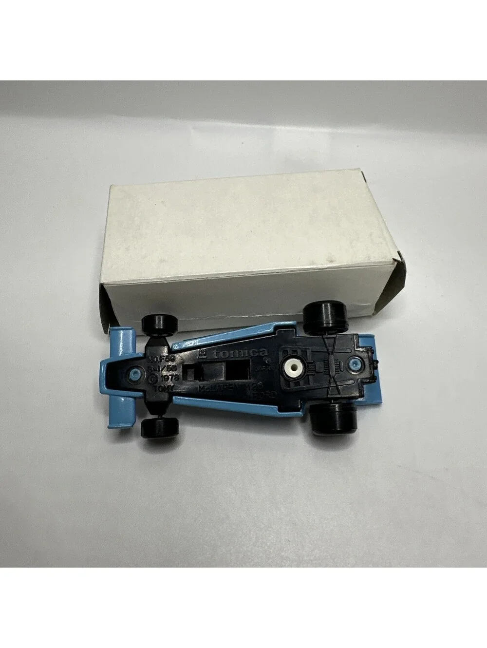 VINTAGE 1978 TOMICA McLAREN M 26 FORD NO.F39 CAR Blue White 1/56 FAST SHIPPING